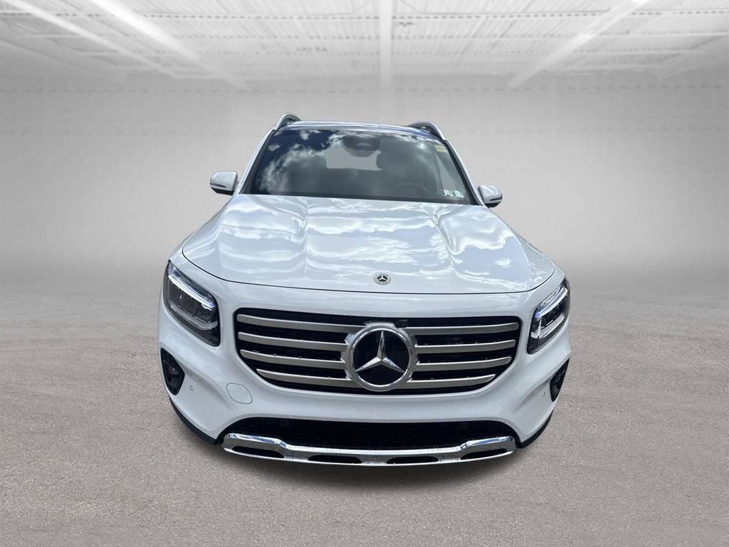 Used 2026 Mercedes-Benz GLB 250 4MATIC image 8