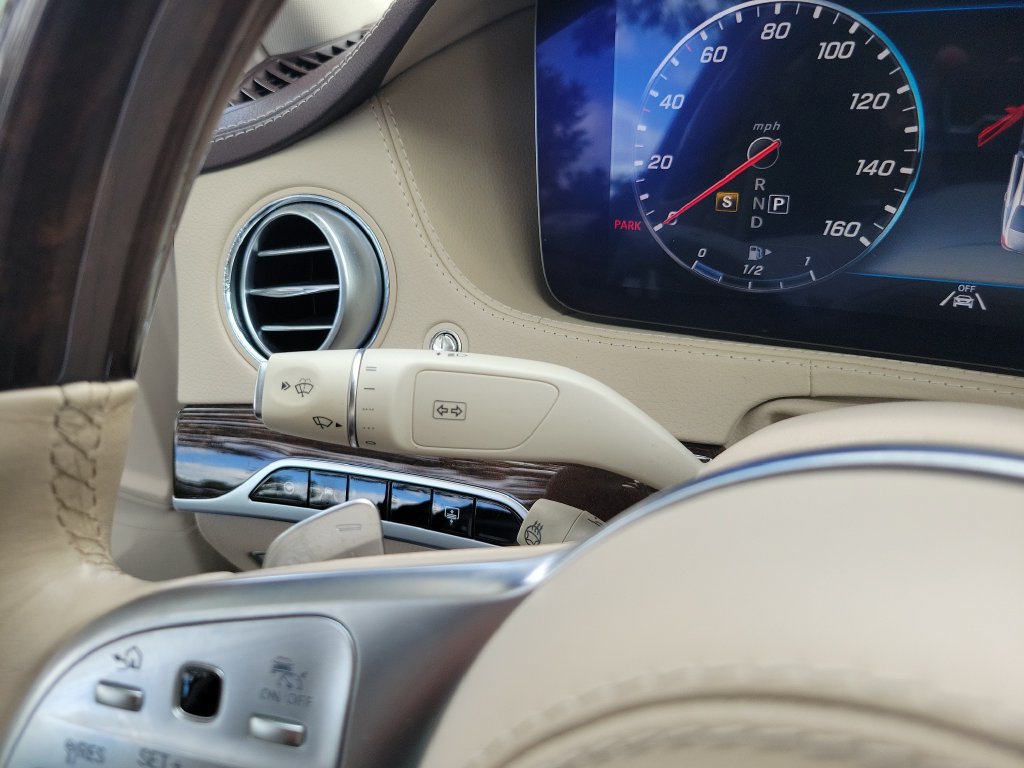 Used 2020 Mercedes-Benz S 560 4MATIC Sedan image 31
