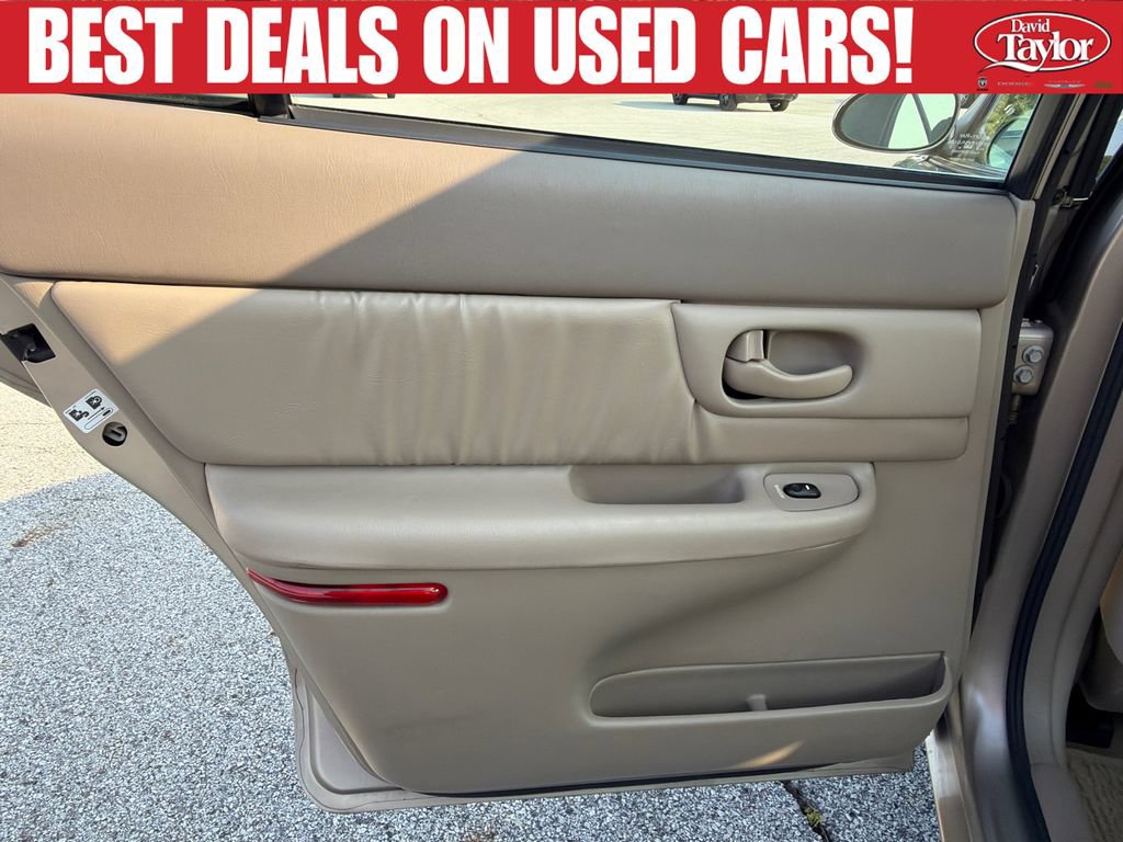 Used 2002 Buick Century Custom w/ Special Edition Pkg FWD image 29