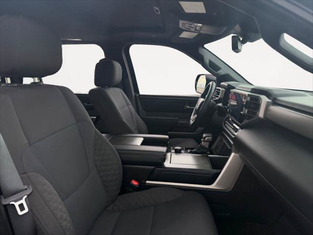 Certified 2025 Toyota Sequoia SR5 AWD/4WD image 15