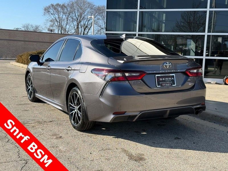 Used 2023 Toyota Camry SE w/ Convenience Package image 4