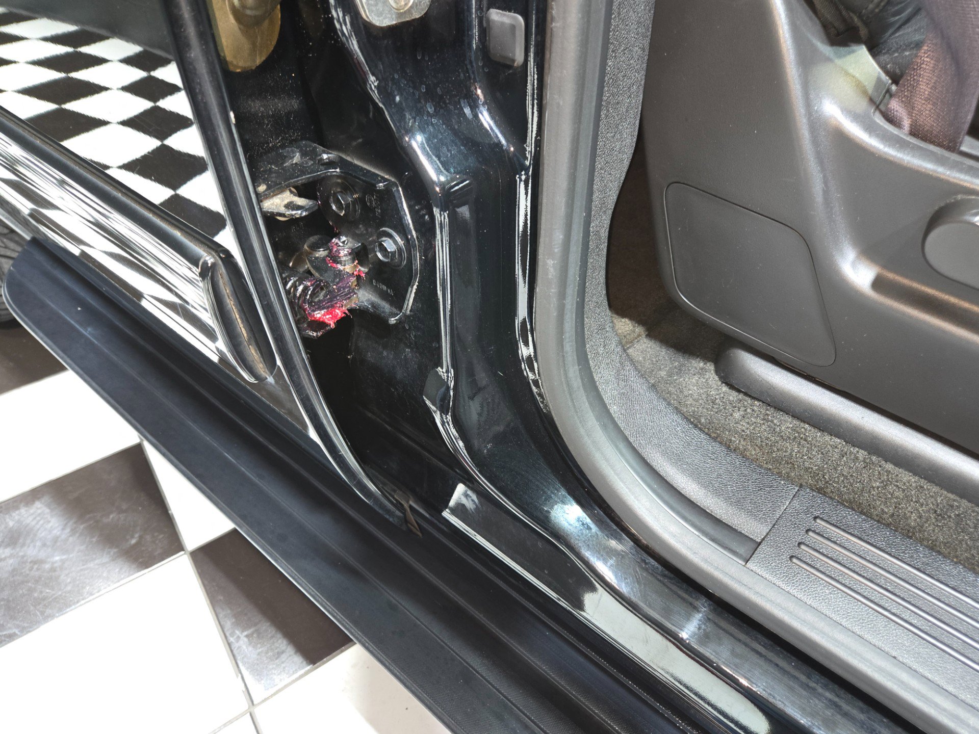 Used 2012 Chevrolet Avalanche LT w/ All-Star Edition image 88