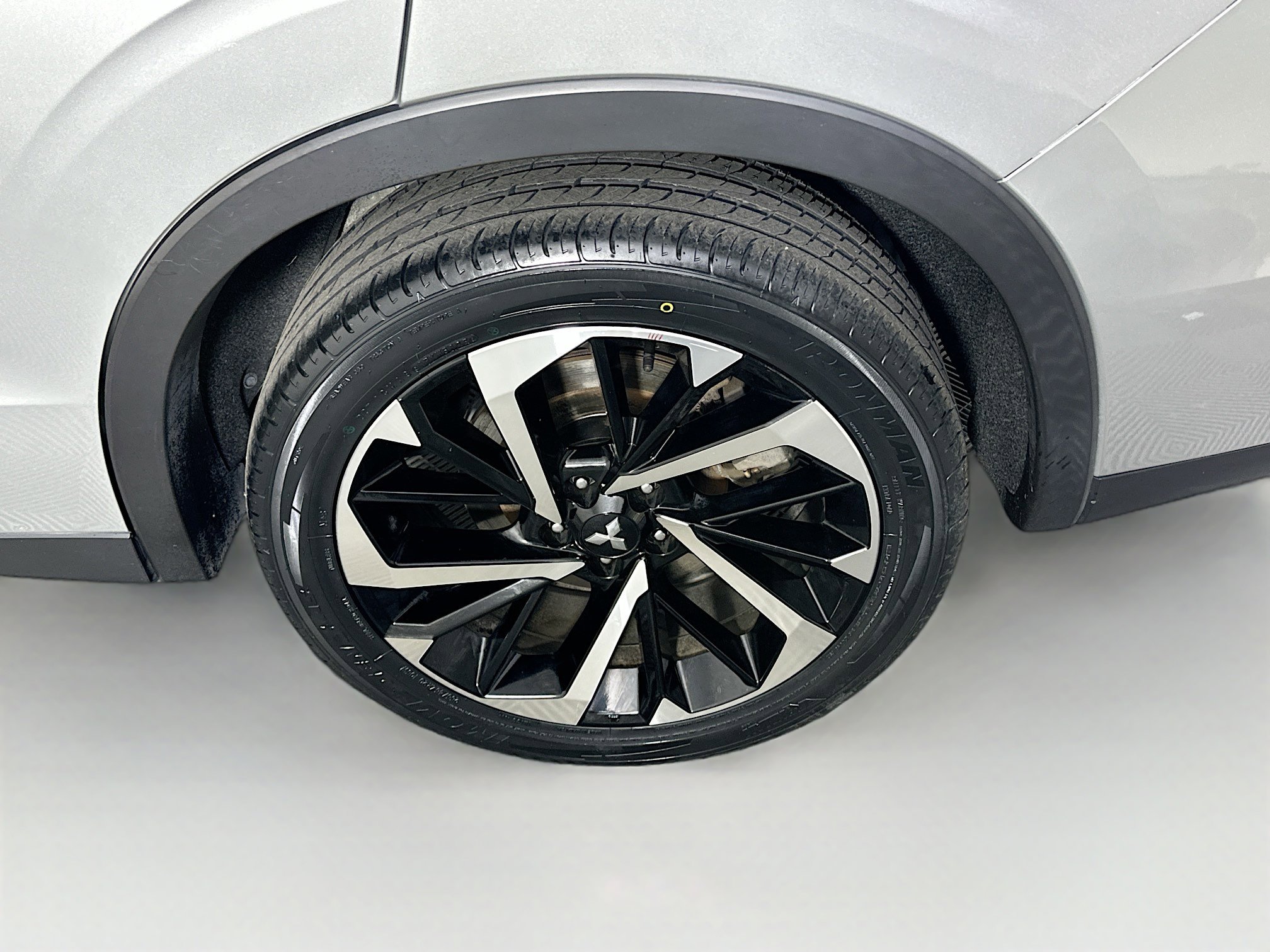 Used 2022 Mitsubishi Outlander ES image 11