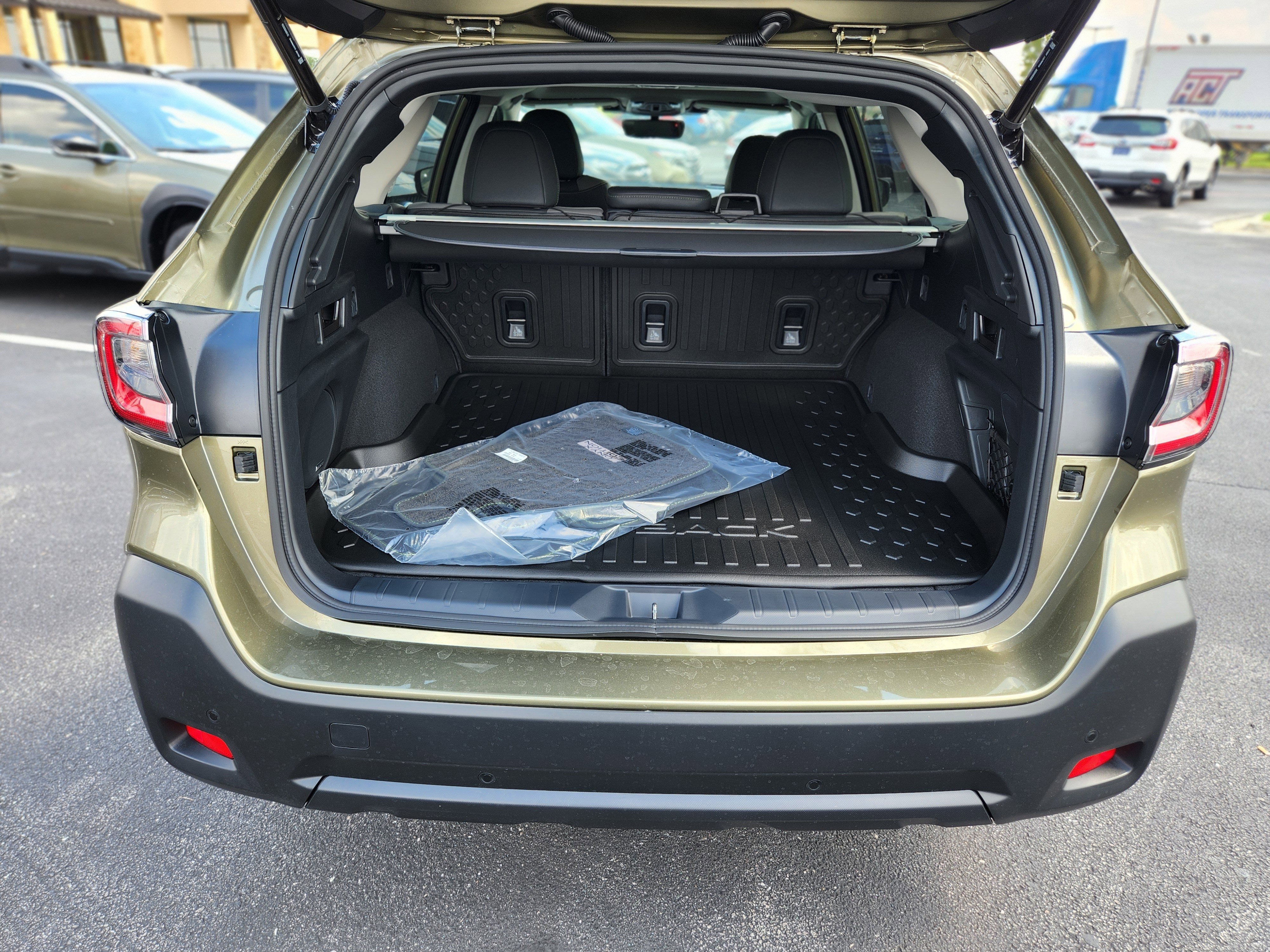 New 2025 Subaru Outback Onyx Edition XT image 9