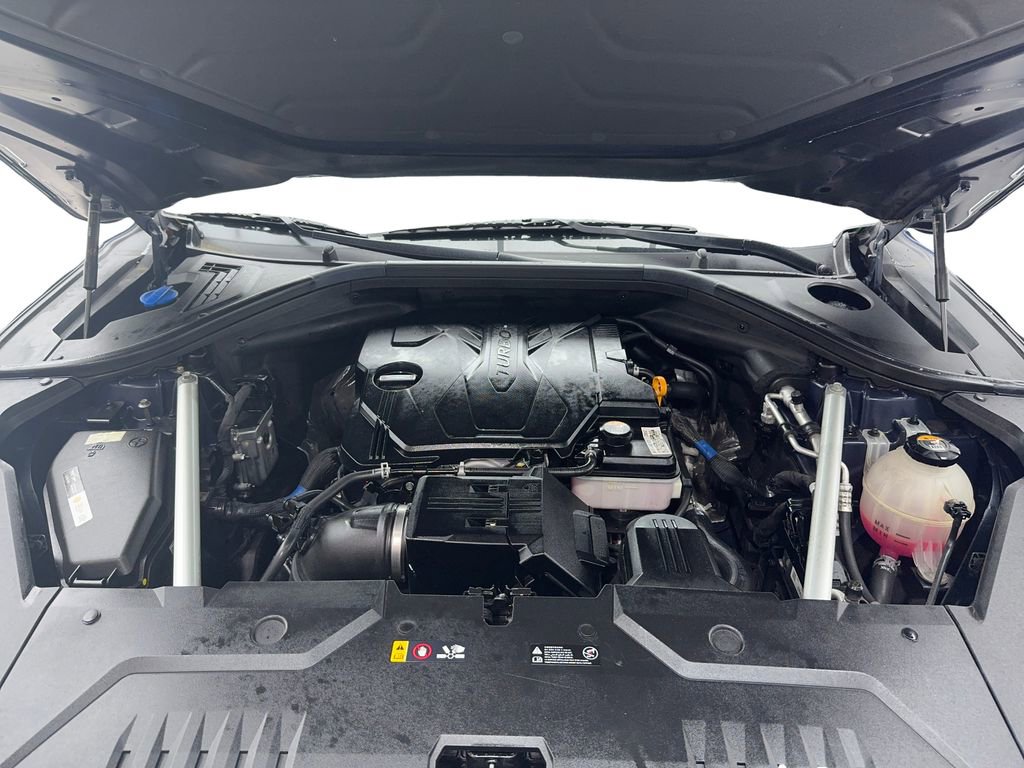 Used 2024 Genesis GV70 2.5T w/ Select Package image 12