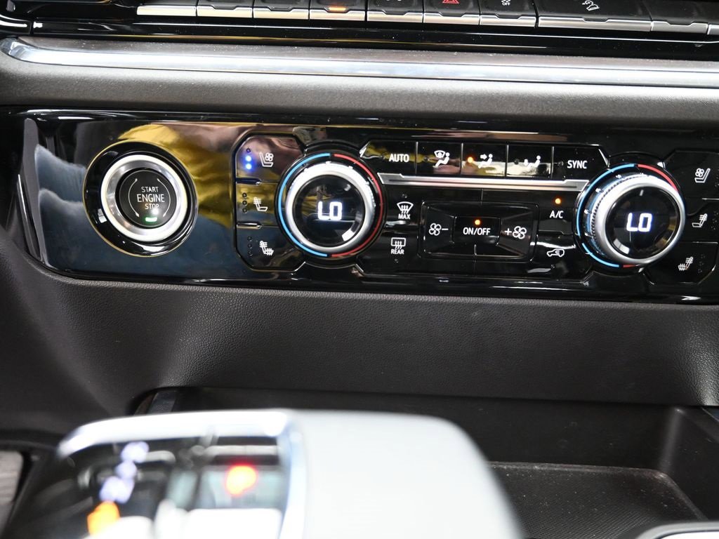 Used 2023 GMC Sierra 1500 SLT w/ SLT Premium Package image 23