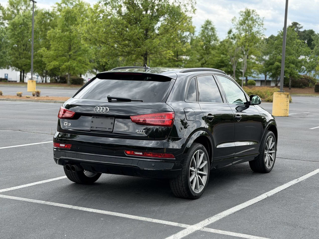 Used 2017 Audi Q3 2.0T Prestige w/ Prestige Package AWD/4WD image 6