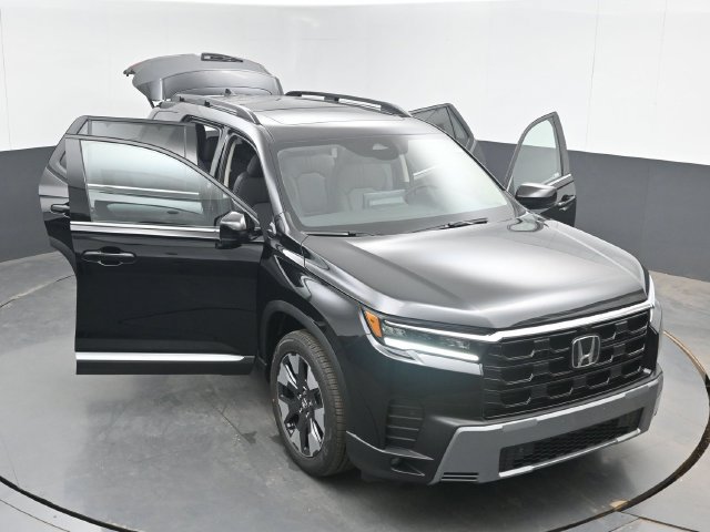 New 2026 Honda Pilot Touring image 54