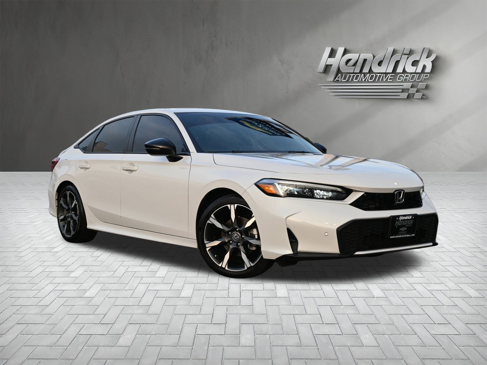 Used 2025 Honda Civic Sport Touring image 2