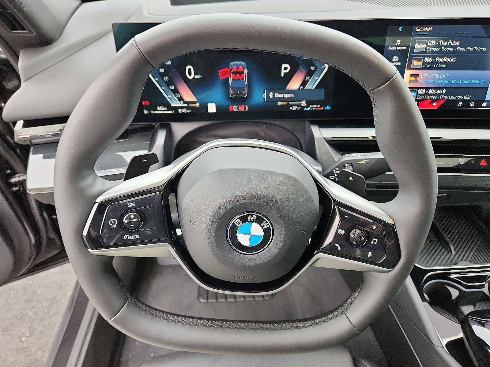 Used 2025 BMW 530i xDrive w/ Premium Package AWD/4WD image 19