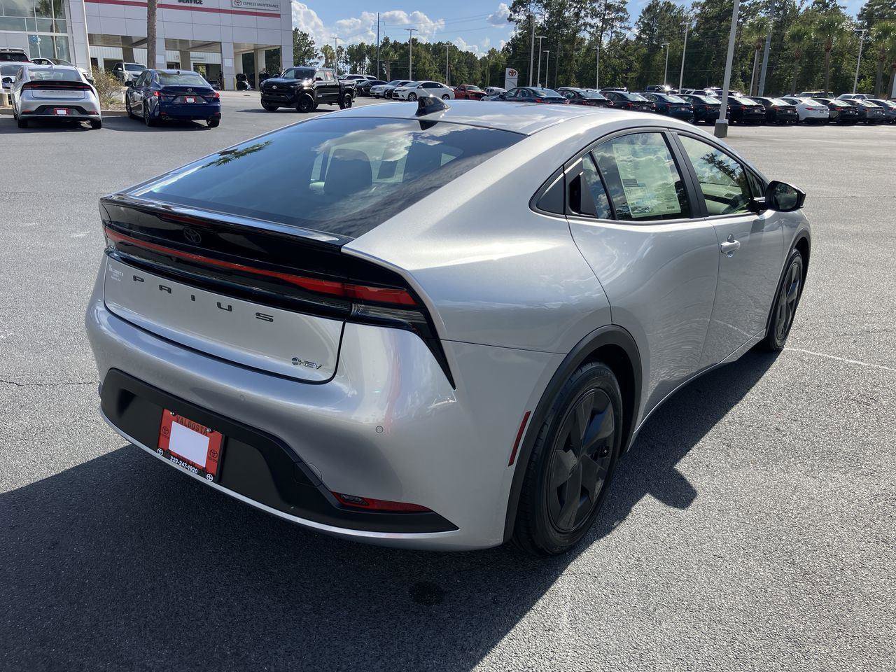 New 2026 Toyota Prius LE image 5