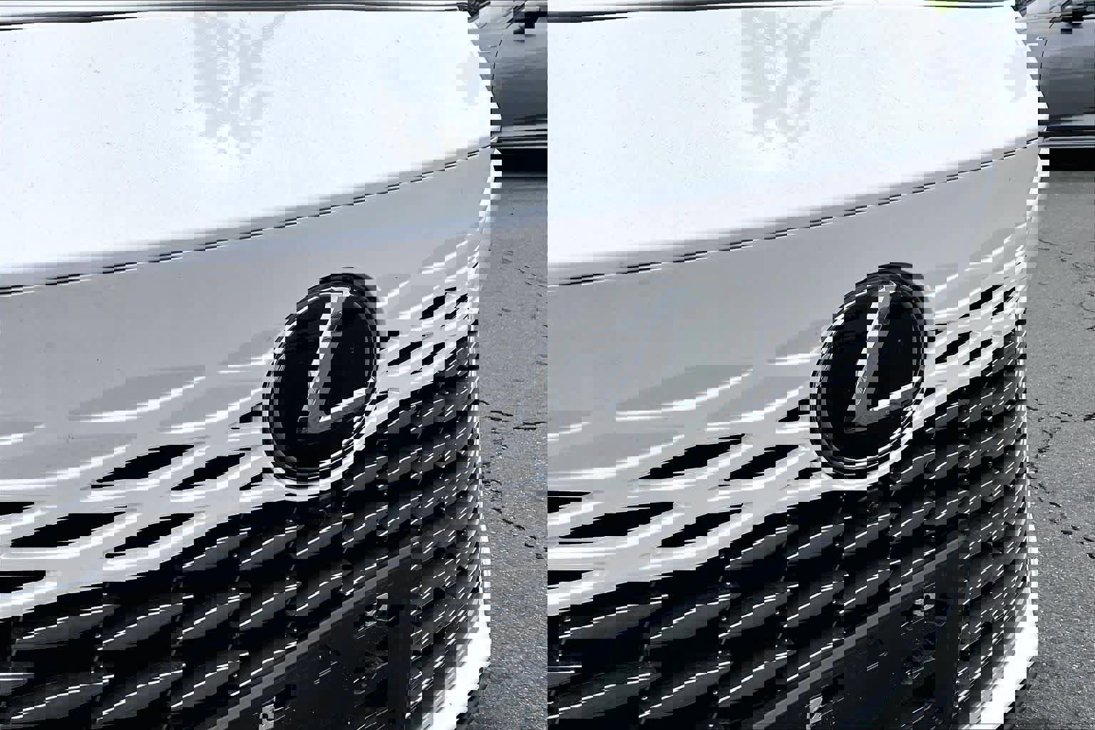 Used 2025 Lexus RX 350 Premium w/ Convenience Package image 30