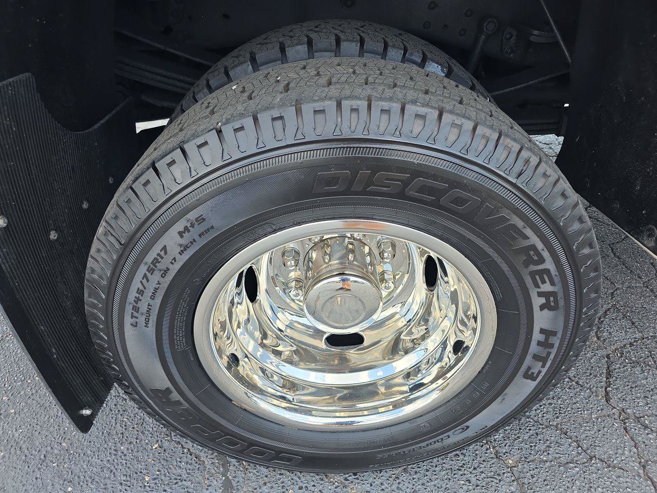 Used 2013 Ford F350 Lariat w/ Lariat Interior Pkg AWD/4WD image 17
