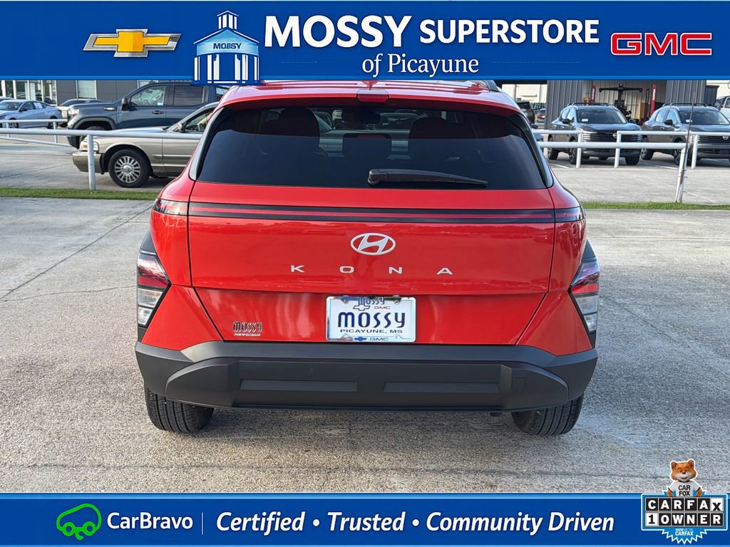 Used 2025 Hyundai Kona SEL FWD image 5