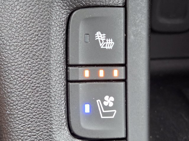 Used 2019 GMC Acadia Denali w/ Technology Package AWD/4WD image 7