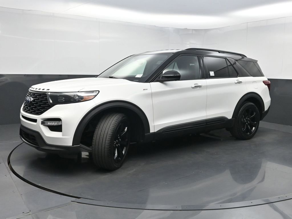 Used 2023 Ford Explorer ST-Line w/ Class IV Trailer Tow Package RWD image 24