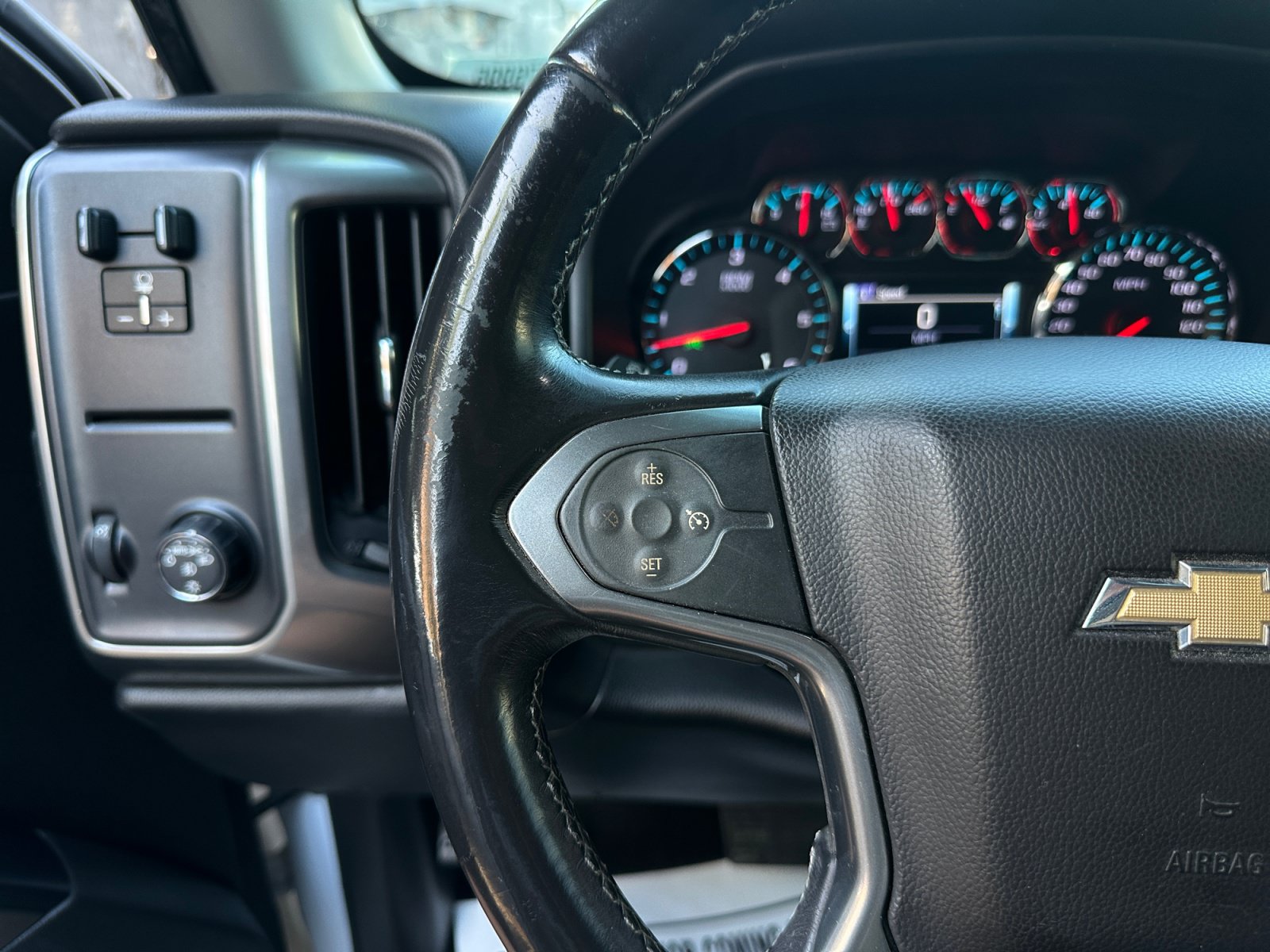 Used 2017 Chevrolet Silverado 1500 LT w/ All Star Edition RWD image 17