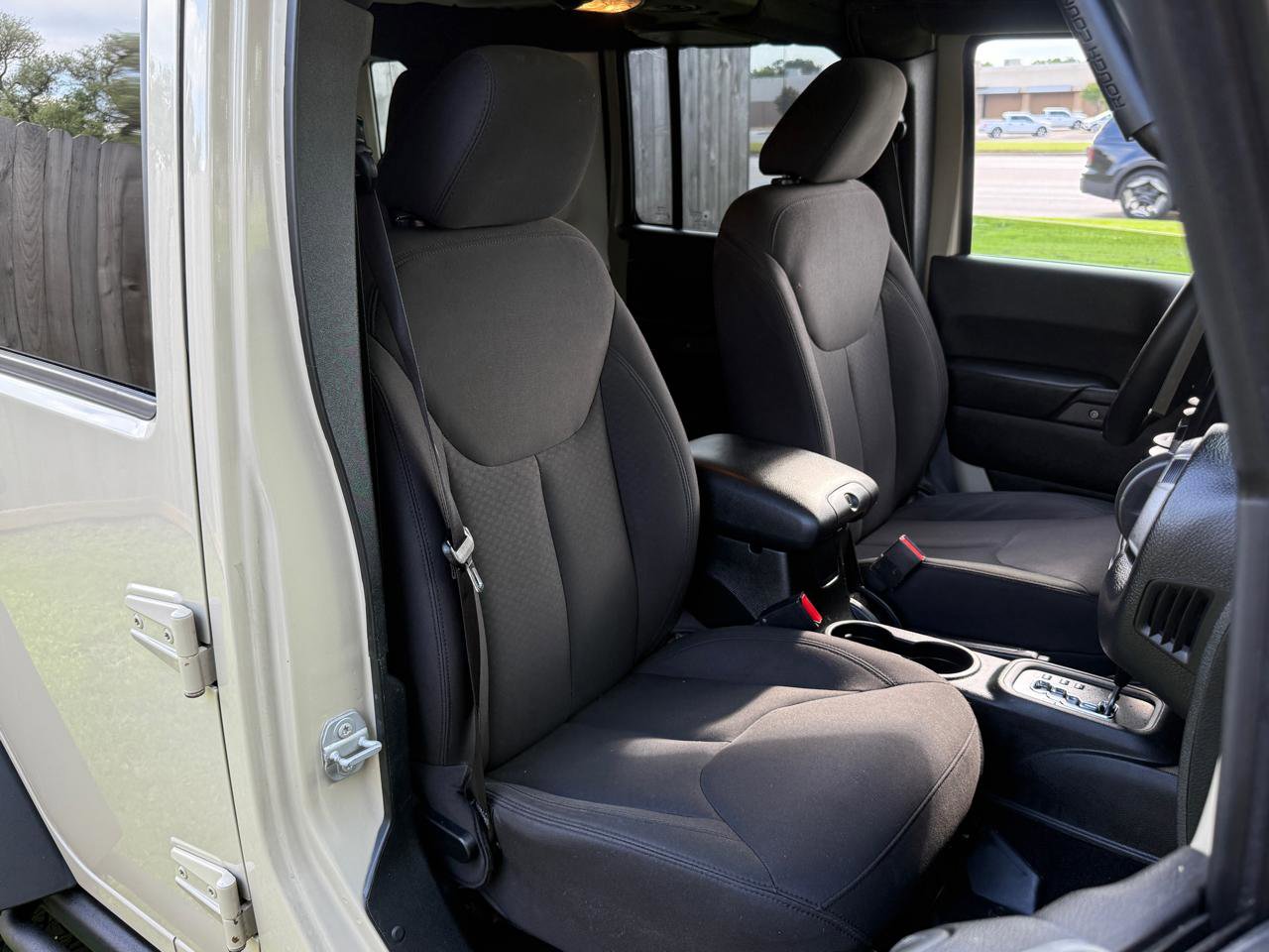 Used 2017 Jeep Wrangler Unlimited Sport image 16