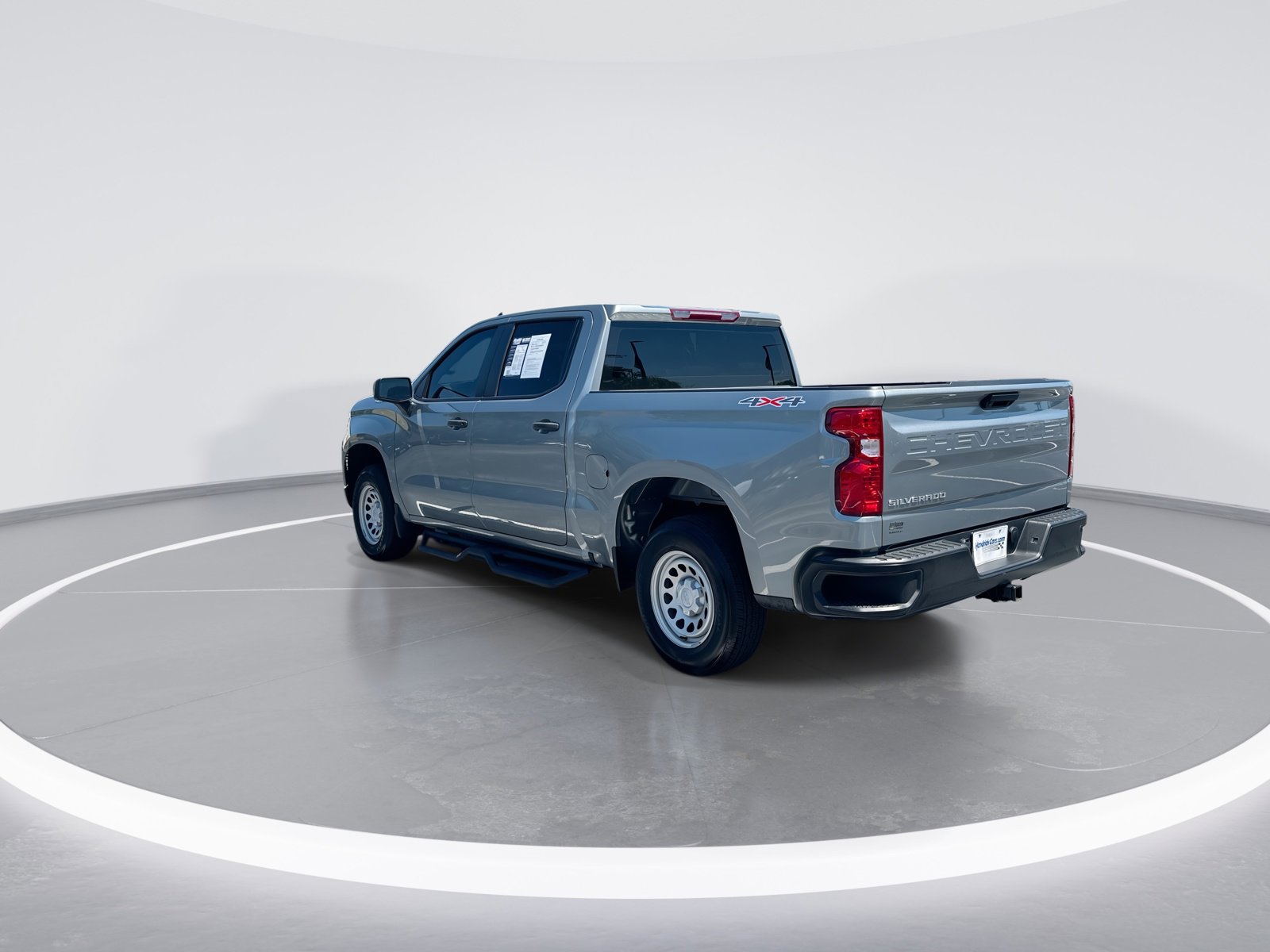 Used 2025 Chevrolet Silverado 1500 W/T w/ Trailering Package AWD/4WD image 7