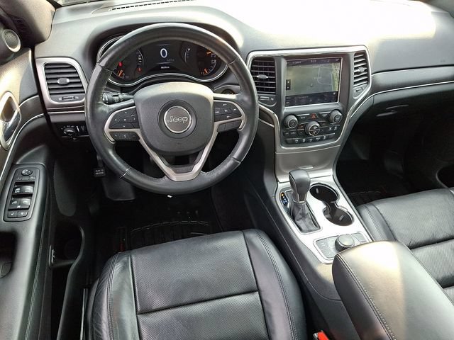 Used 2018 Jeep Grand Cherokee Limited w/ Luxury Group II AWD/4WD image 2
