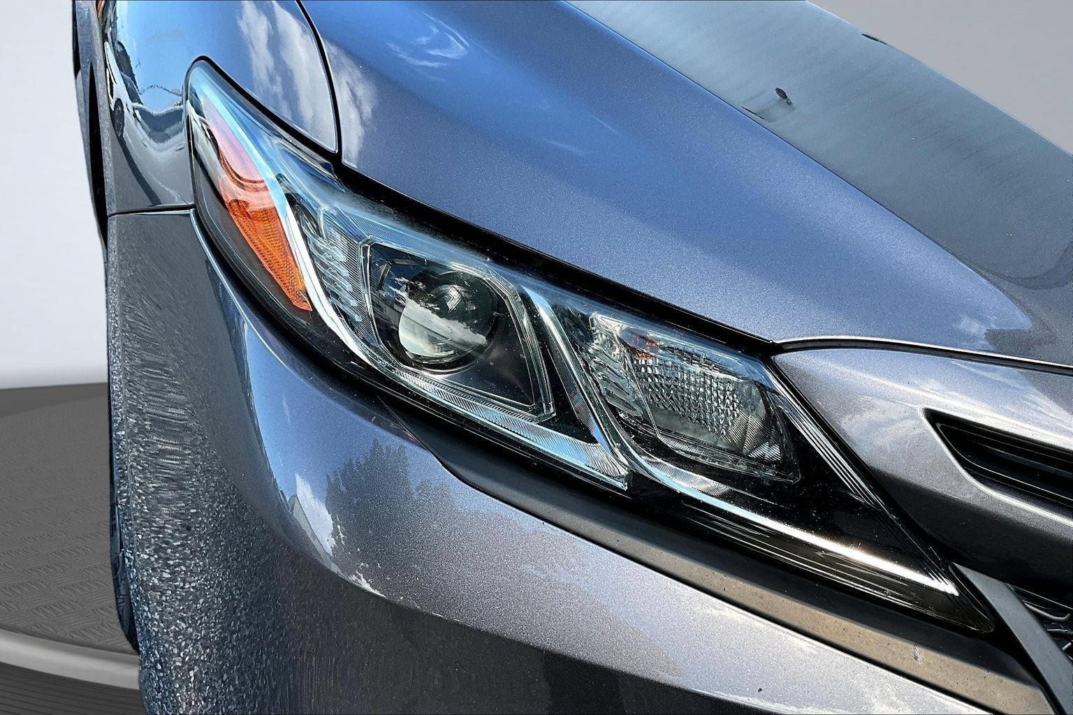 Used 2018 Toyota Camry SE FWD image 27
