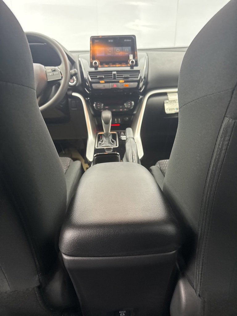 New 2026 Mitsubishi Eclipse Cross LE image 30