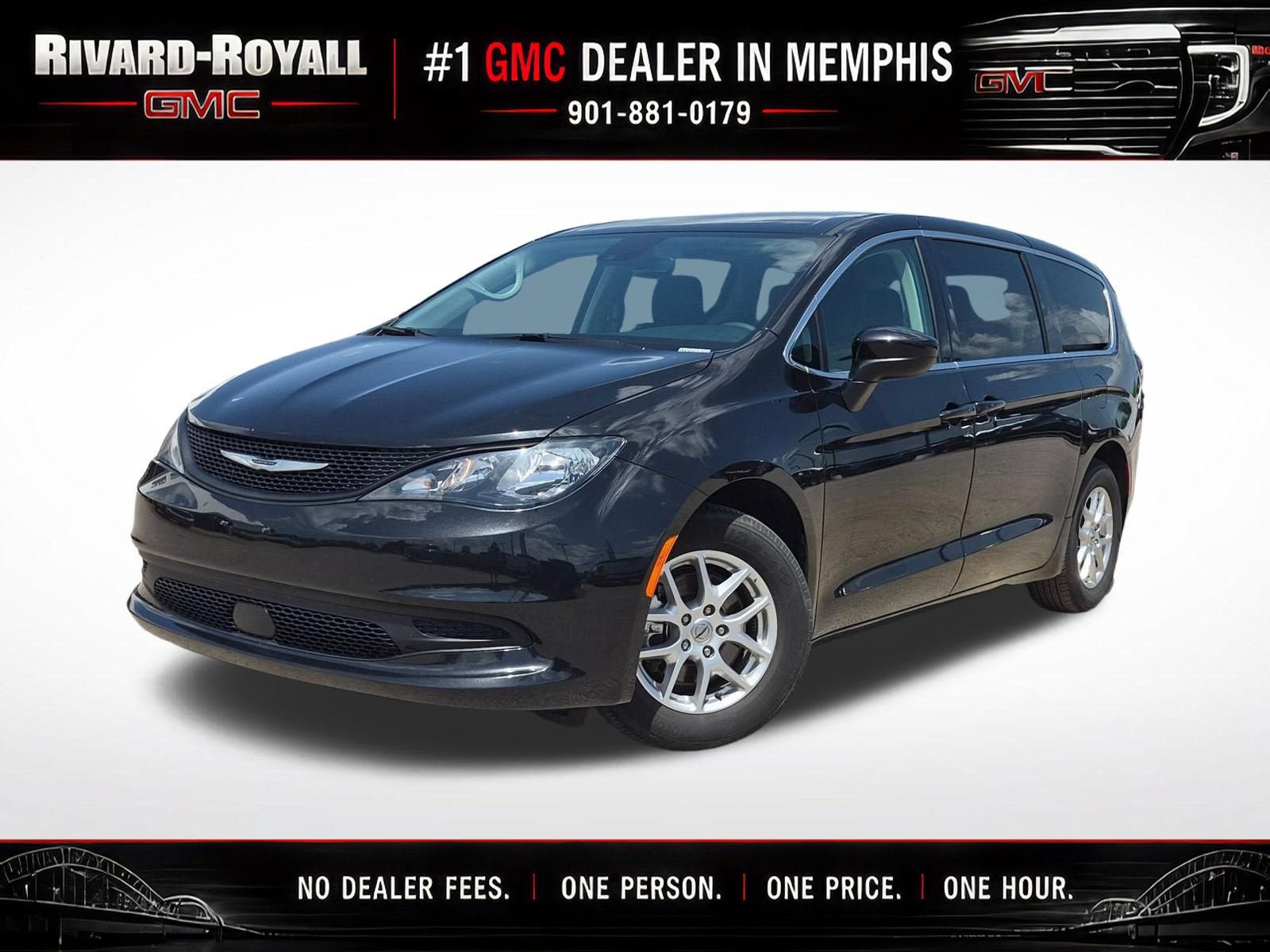 Used 2023 Chrysler Voyager LX FWD image 1