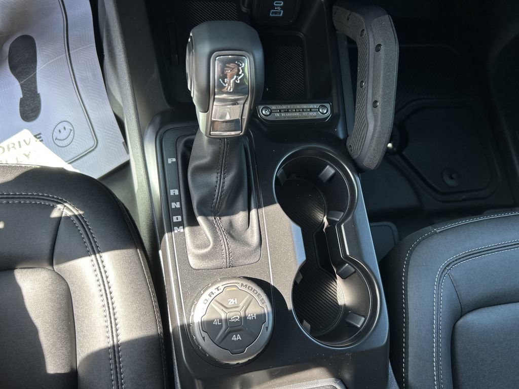 New 2025 Ford Bronco Badlands image 30