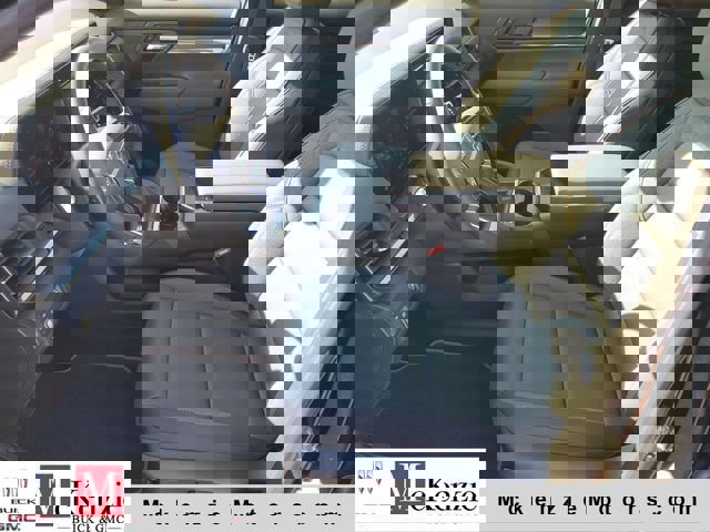 New 2026 GMC Terrain AT4 AWD/4WD image 5