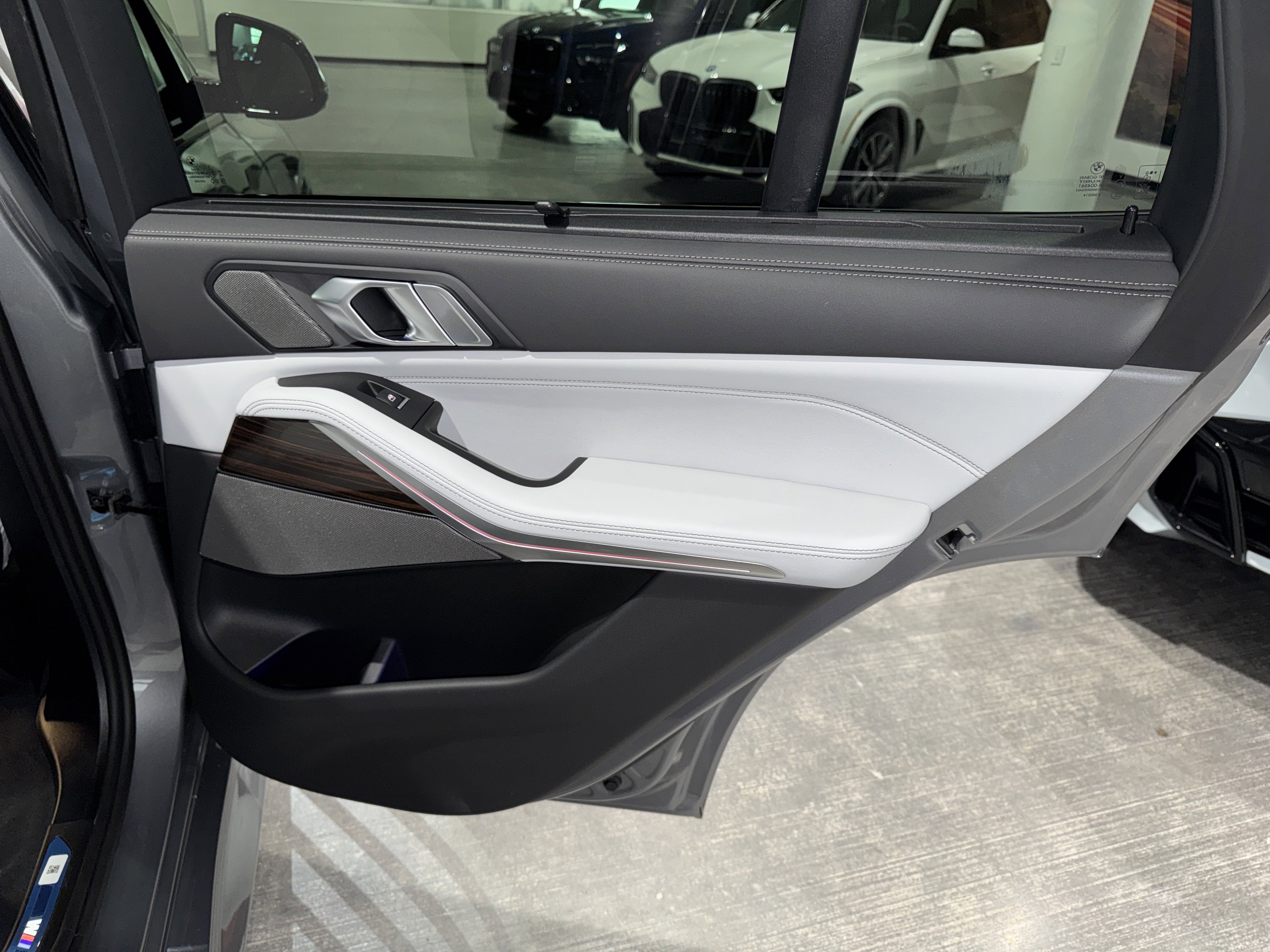 New 2026 BMW X5 sDrive40i w/ M Sport Package image 10