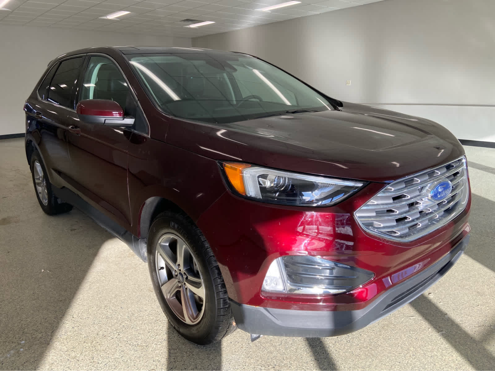 Used 2022 Ford Edge SEL w/ Convenience Package image 5