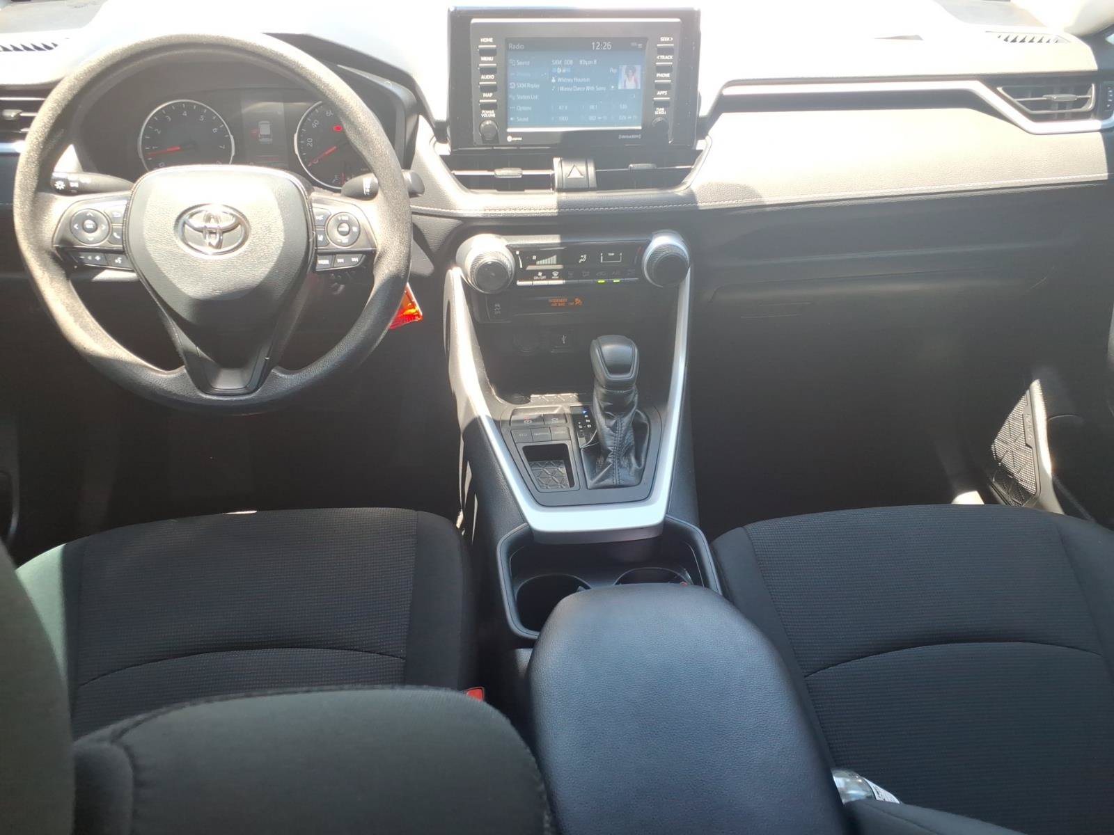 Used 2021 Toyota RAV4 LE w/ Carpet Mat Package (TMS) FWD image 11
