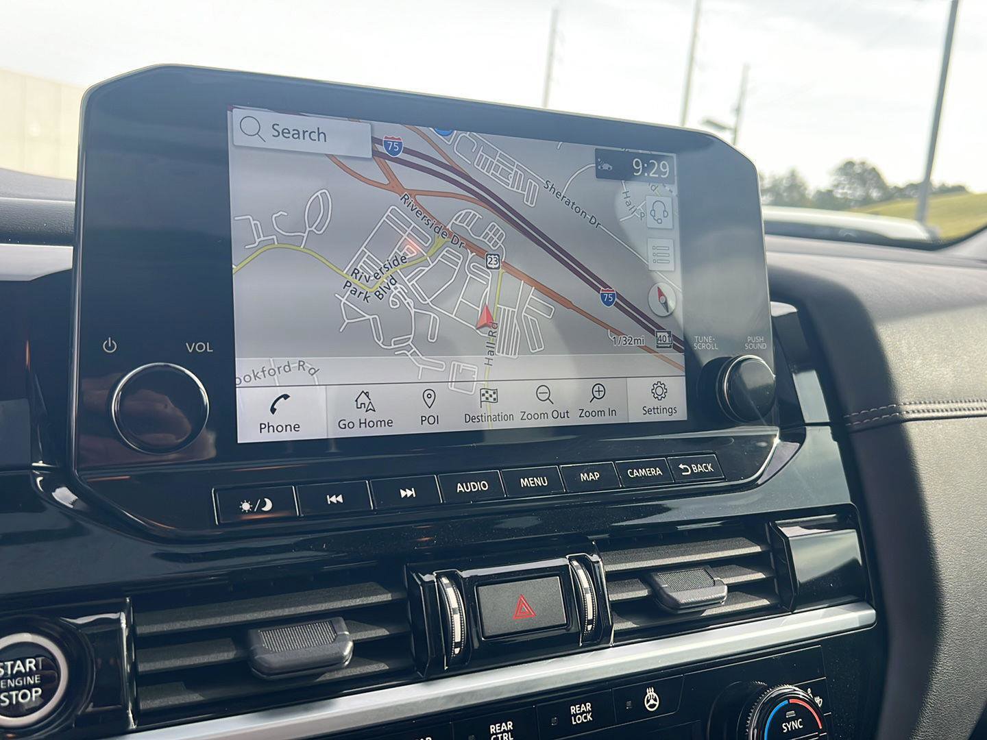 Used 2023 Nissan Pathfinder Platinum image 27