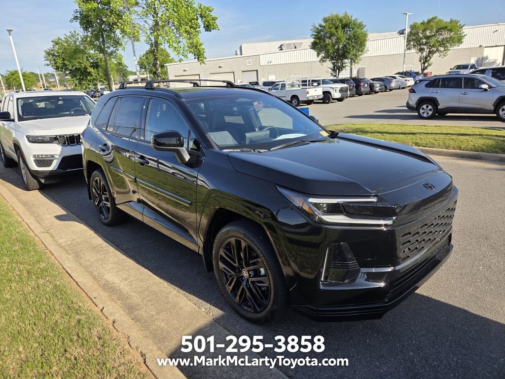 Used 2026 Toyota RAV4 XSE AWD/4WD image 3