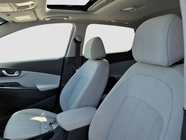 Used 2023 Hyundai Kona SEL w/ Convenience Package image 16