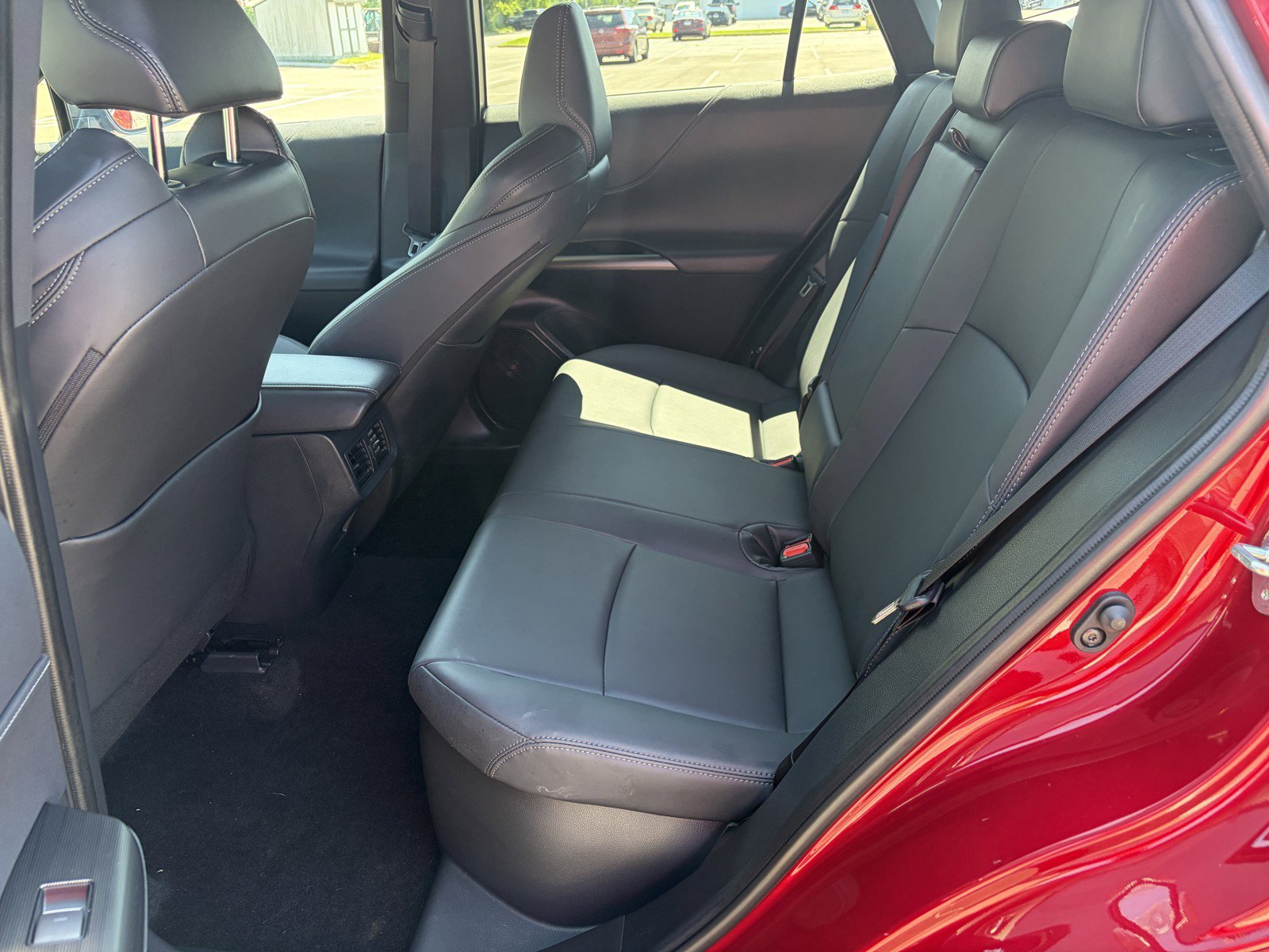 Used 2024 Toyota Venza Nightshade AWD/4WD image 9