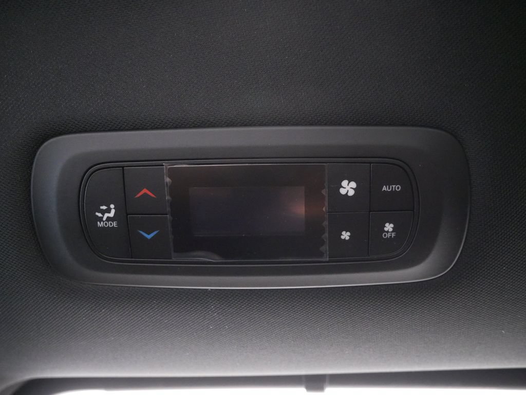 New 2026 Chrysler Voyager LX FWD image 17