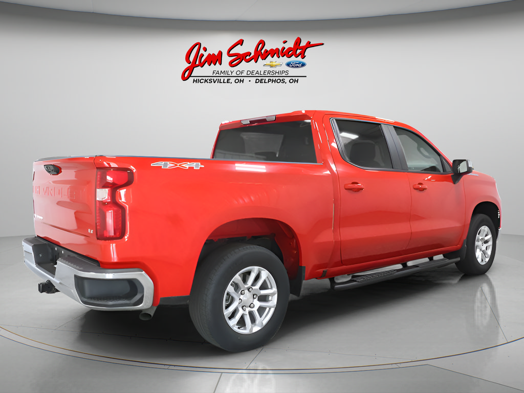 Used 2024 Chevrolet Silverado 1500 LT AWD/4WD image 6