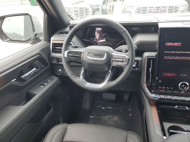 New 2026 GMC Yukon Denali RWD image 13