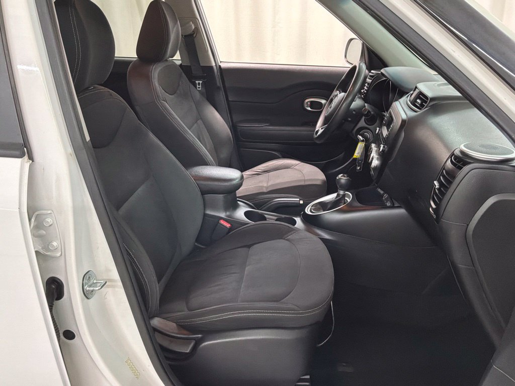 Used 2014 Kia Soul FWD image 24