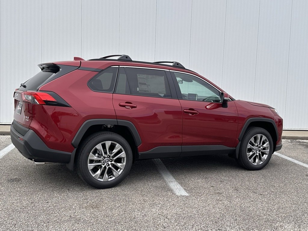 New 2025 Toyota RAV4 XLE Premium image 5