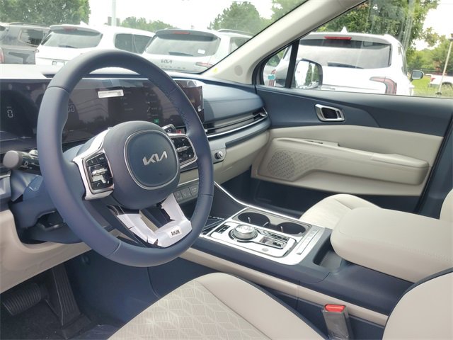 New 2026 Kia Carnival EX image 14