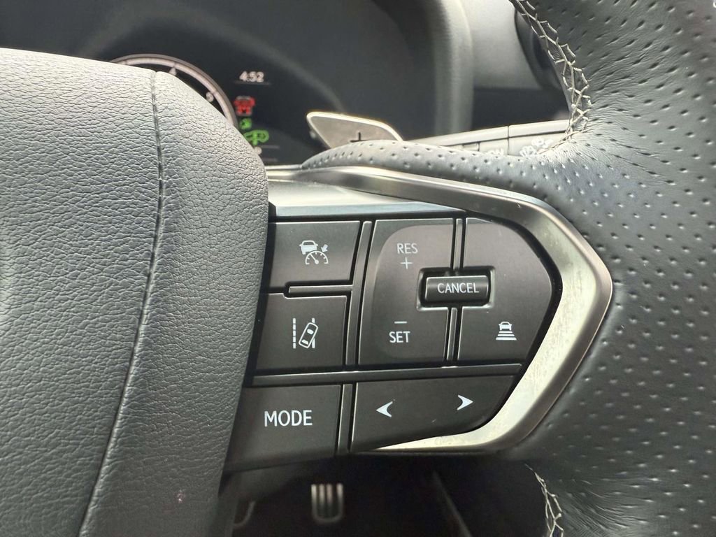 Used 2024 Lexus LX 600 F Sport image 22