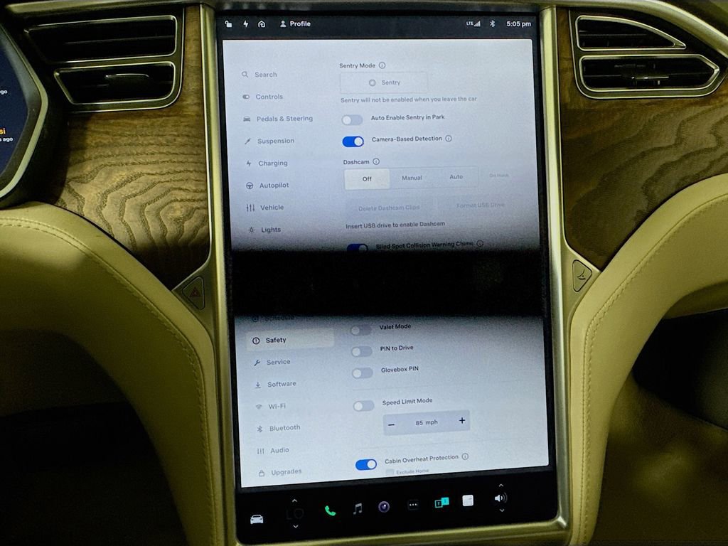 Used 2018 Tesla Model S 75D image 35