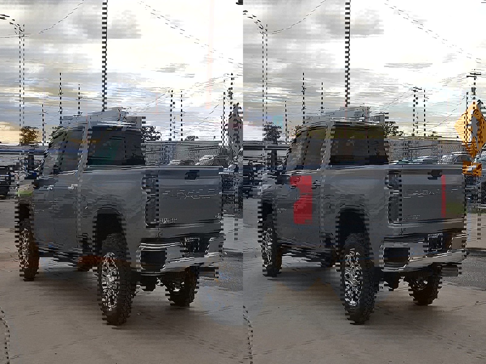 New 2026 Chevrolet Silverado 2500 LTZ w/ LTZ Premium Package image 3