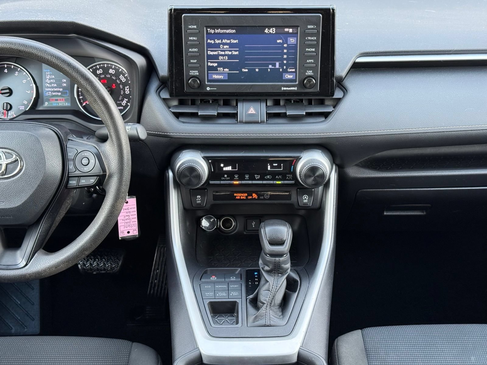 Used 2021 Toyota RAV4 LE AWD/4WD image 18