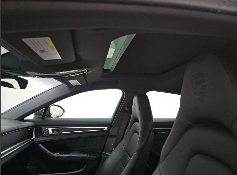 Used 2023 Porsche Panamera 4 Platinum Edition image 6