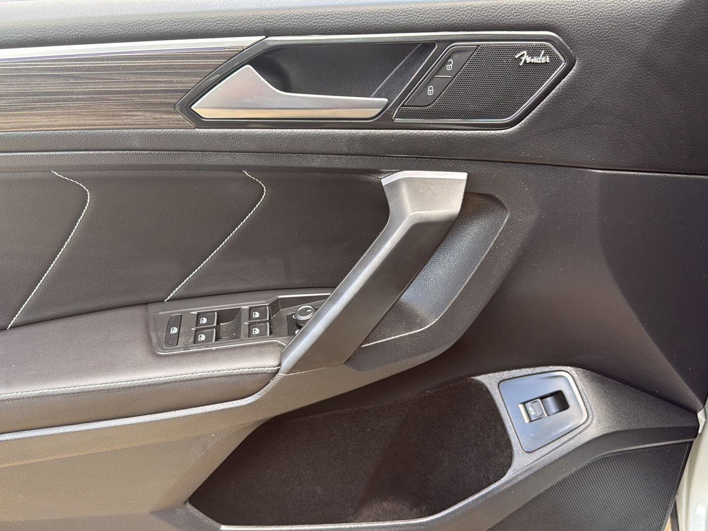 Used 2024 Volkswagen Tiguan SEL R-Line w/ MDO Package, Two-Row image 14