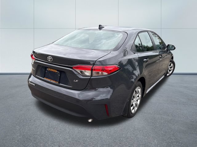 Used 2025 Toyota Corolla LE FWD image 4