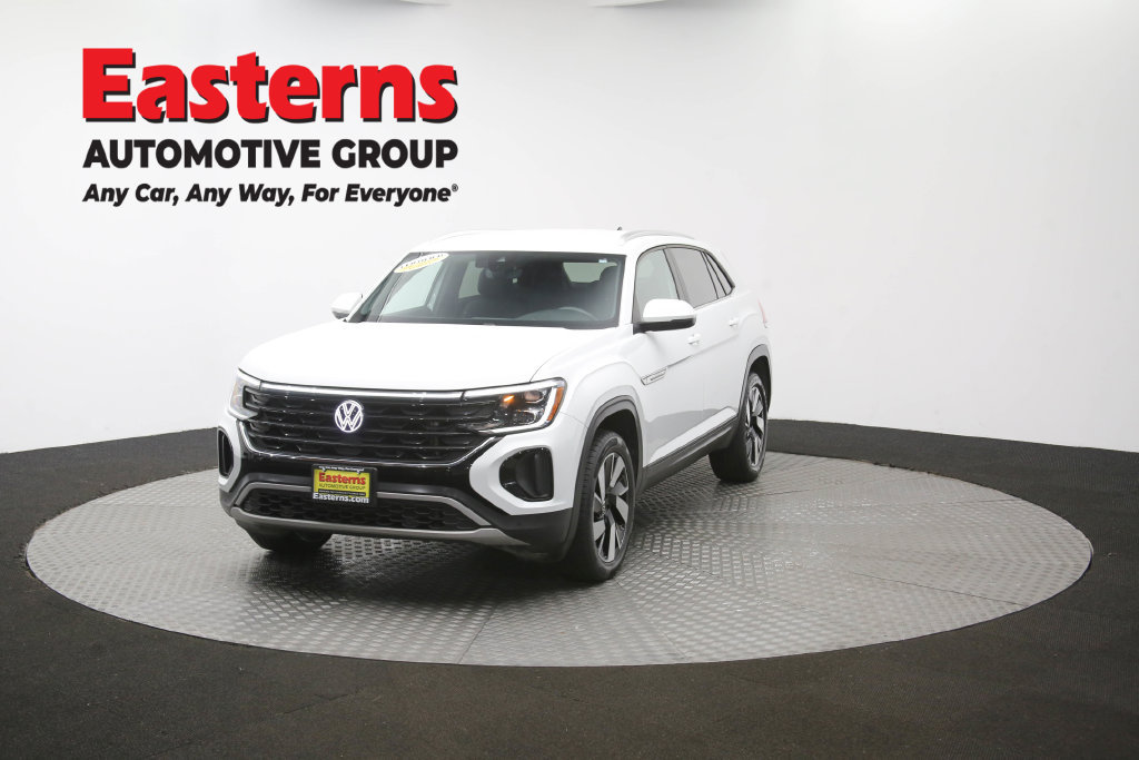 Used 2025 Volkswagen Atlas Cross Sport SE FWD image 54